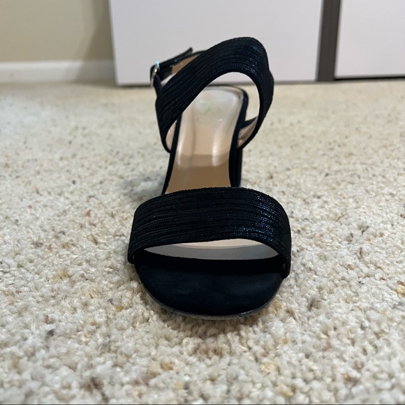 Luca Grossi black heels. Size: 9 1/2 - Picture 5 of 16